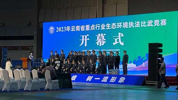 195901260.jpg 195901260.jpg