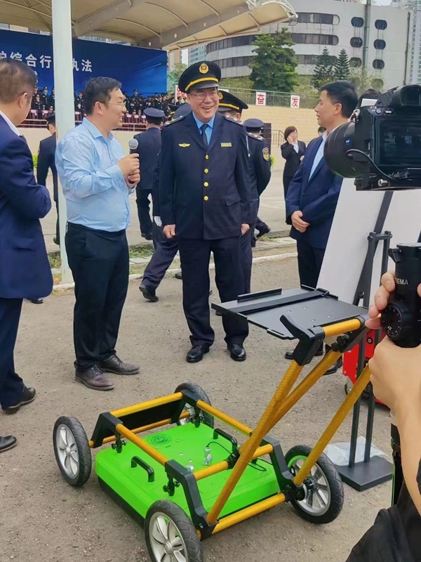 094059109.jpg 094059109.jpg